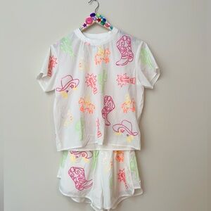 NWOT QUEEN OF SPARKLES Neon Western Graphic Active Set